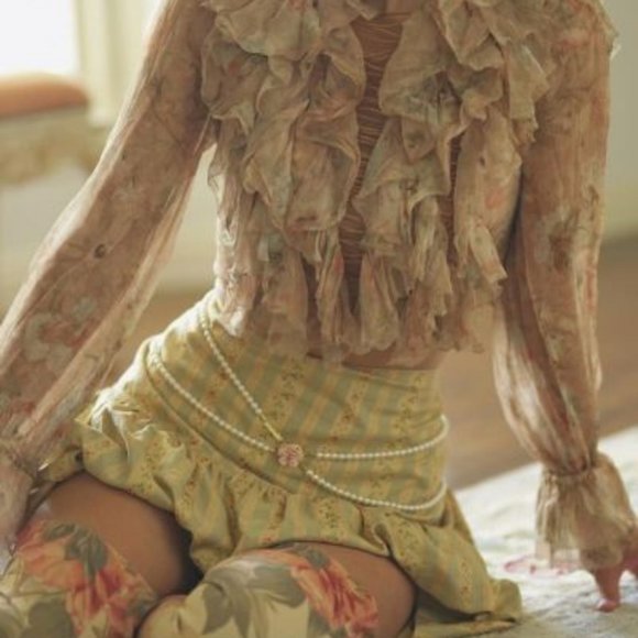 Meet your Posher, Veronika - Picture 2 of 12